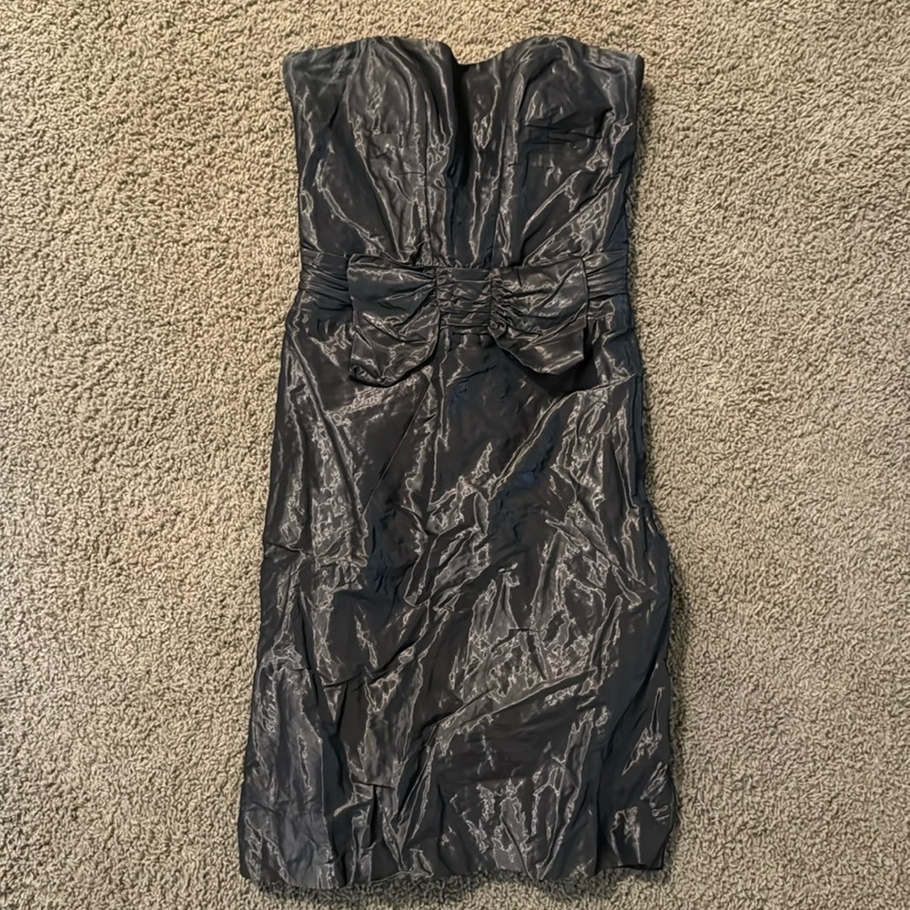 Nicole Miller collection strapless dress